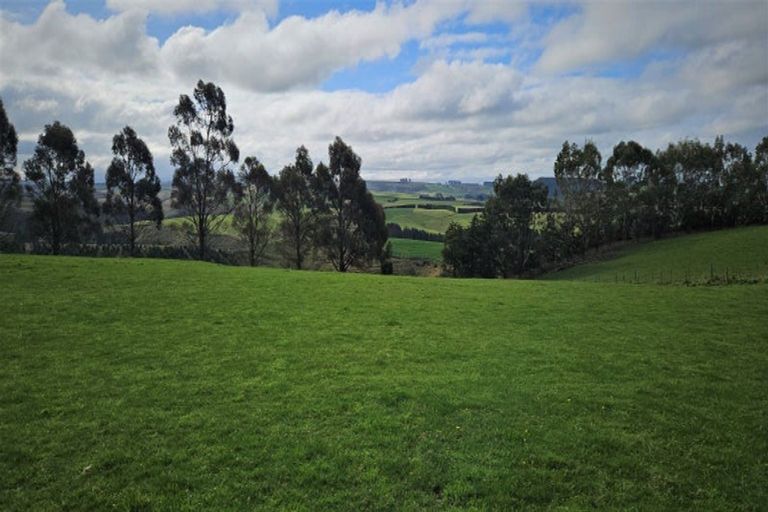 Photo of property in 420 Dunrobin Road, Fuchsia Creek, Oamaru, 9491