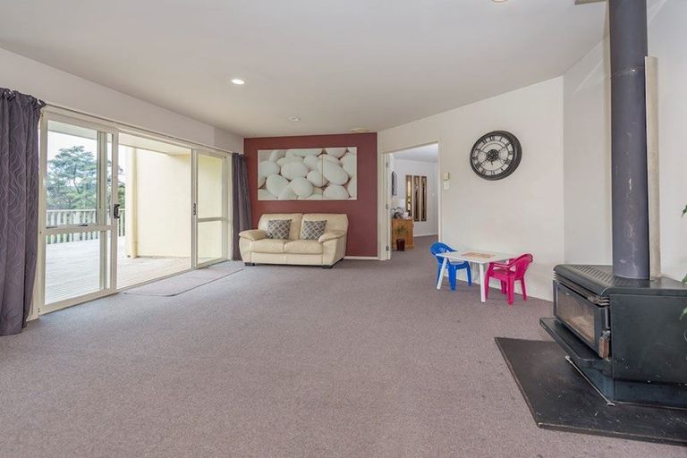 Photo of property in 213 Wishart Road, Helensville, 0875