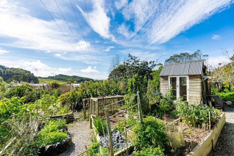 Photo of property in 513 Glenmohr Road, Waipu, 0582