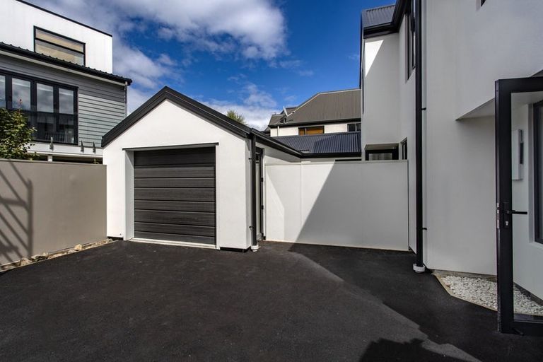 Photo of property in 3 Oakford Close, Riccarton, Christchurch, 8011