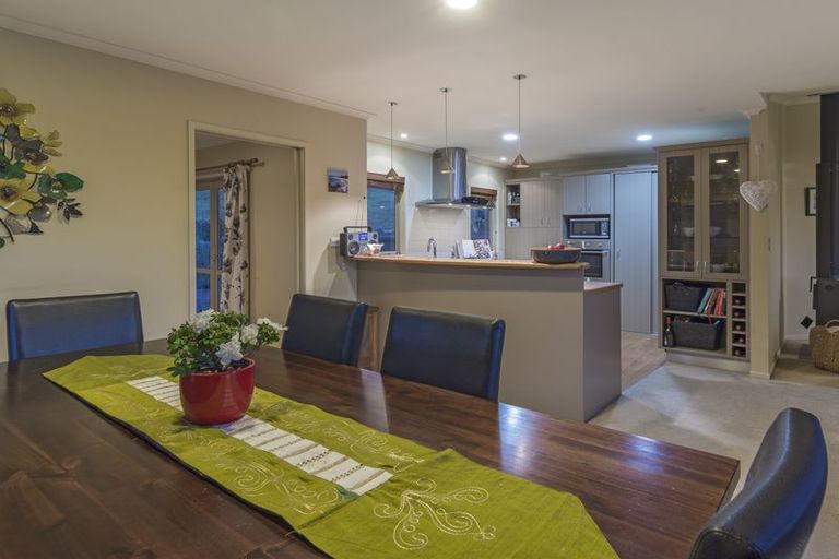 Photo of property in 8 Roger Guy Place, Welcome Bay, Tauranga, 3175