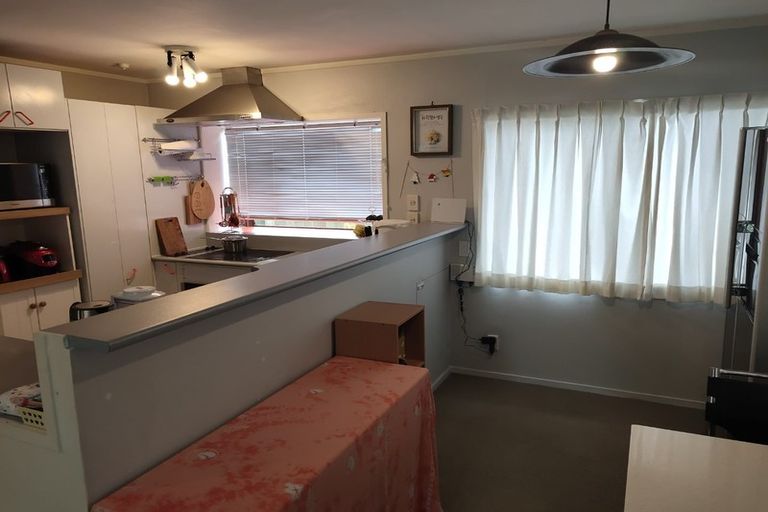 Photo of property in 2/11 Macleans Road, Bucklands Beach, Auckland, 2014