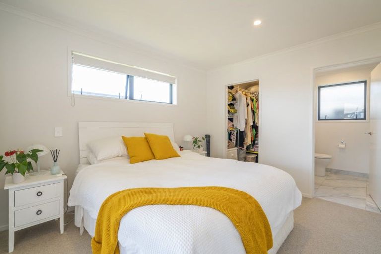 Photo of property in 8 Palm Drive, Whitianga, 3510