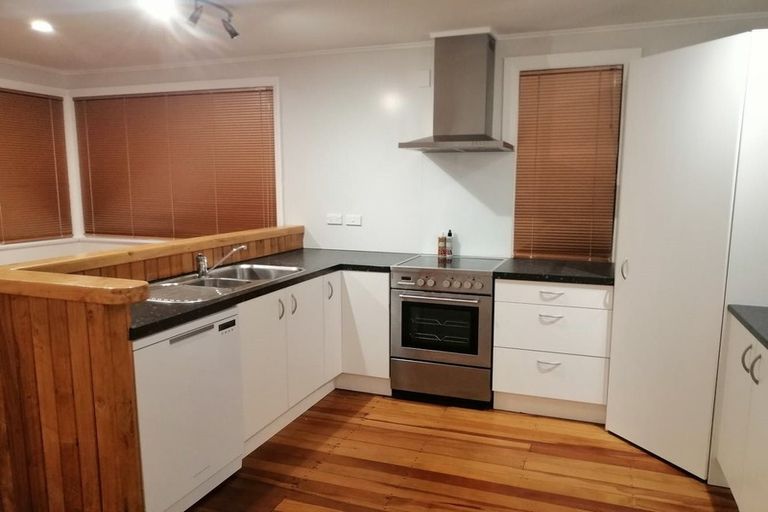 Photo of property in 61 Woodleigh Street, Frankleigh Park, New Plymouth, 4310