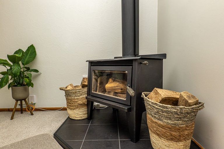 Photo of property in 44 Sevenoaks Drive, Bryndwr, Christchurch, 8053