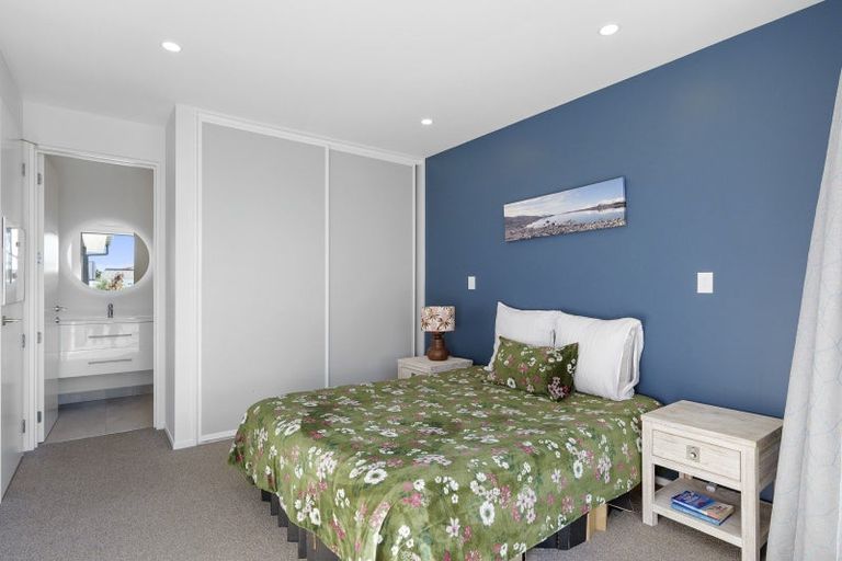 Photo of property in 6 Preferred Lane, Halswell, Christchurch, 8025