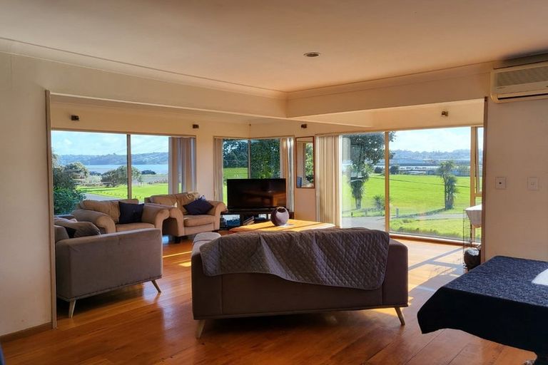 Photo of property in 7a Waterfront Road, Mangere Bridge, Auckland, 2022