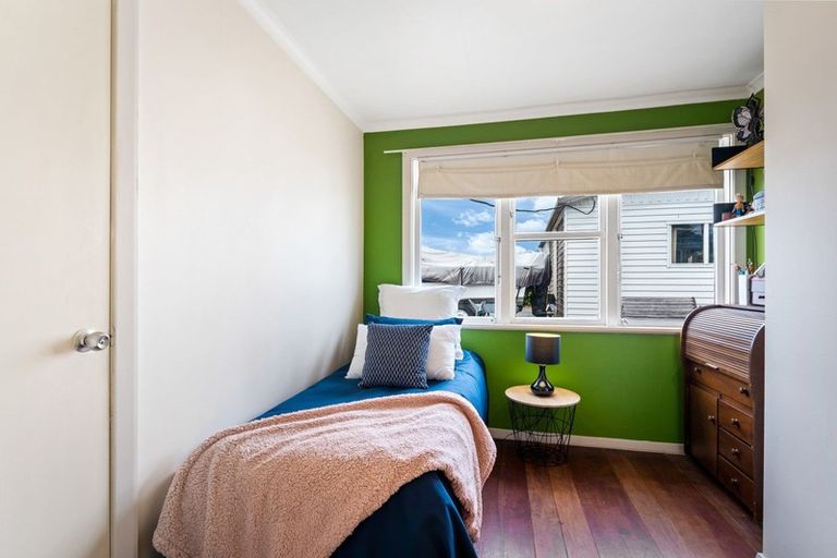 Photo of property in 25 Sheridan Crescent, Trentham, Upper Hutt, 5018