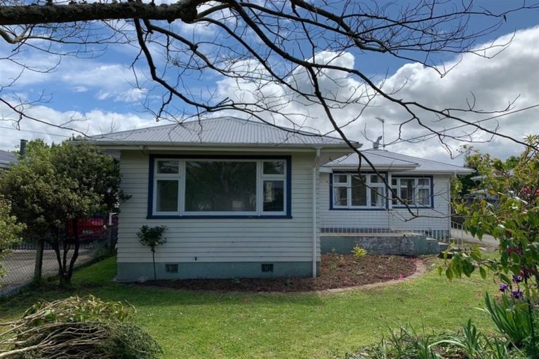 Photo of property in 9 Armstrong Avenue, Carterton, 5713