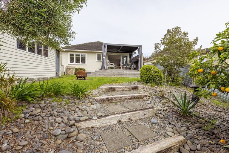 Photo of property in 18 Toi Street, Tawhero, Whanganui, 4501
