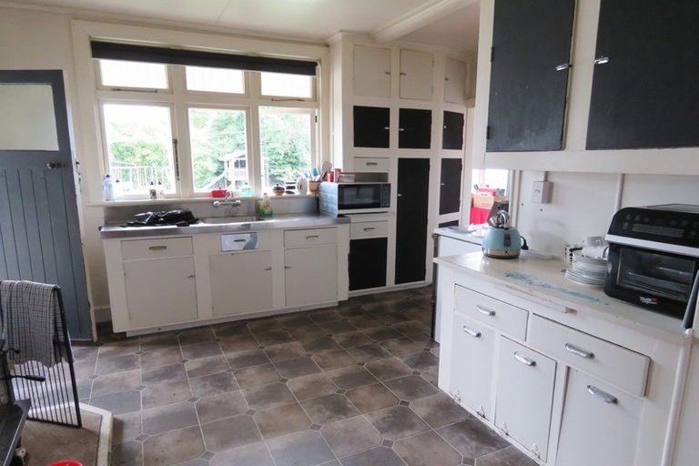 Photo of property in 10 Mace Street, Reefton, 7830