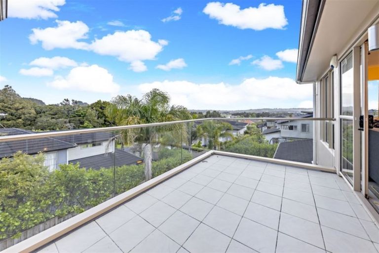 Photo of property in 38 Mission Heights Drive, Flat Bush, Auckland, 2016