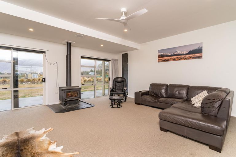 Photo of property in 35 Ben Ohau Road, Ben Ohau, Twizel, 7999