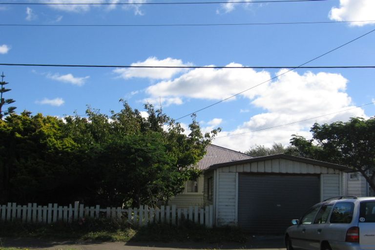 Photo of property in 19 Miro Street, Miramar, Wellington, 6022