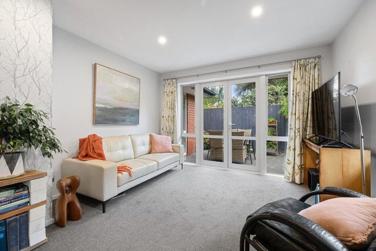 Photo of property in 2/17 Field Terrace, Upper Riccarton, Christchurch, 8041