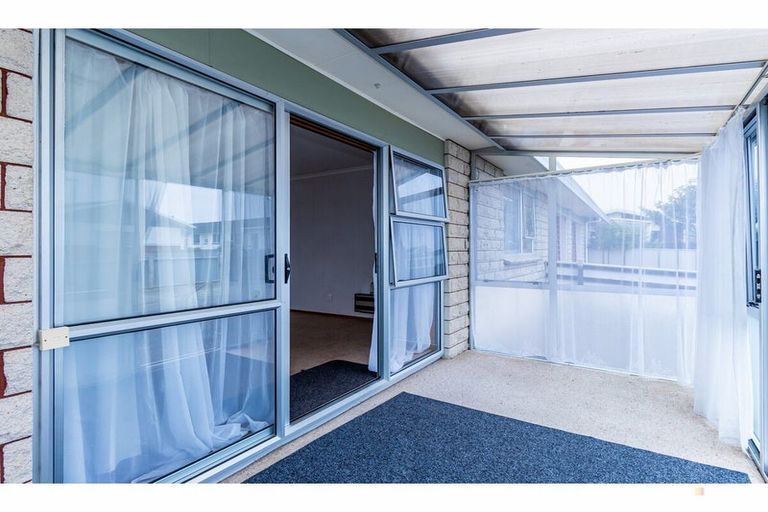 Photo of property in 2/56 Pukatea Street, Gleniti, Timaru, 7910