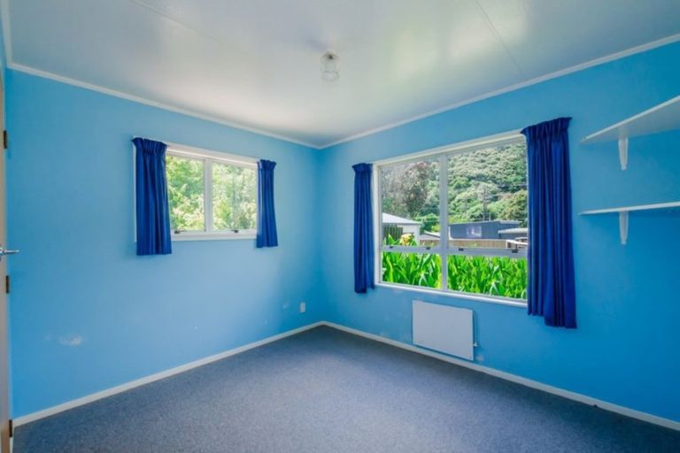 Photo of property in 59 Ruahine Street, Paraparaumu, 5032