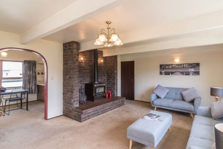 Photo of property in 22 Sunshine Avenue, Paraparaumu, 5032