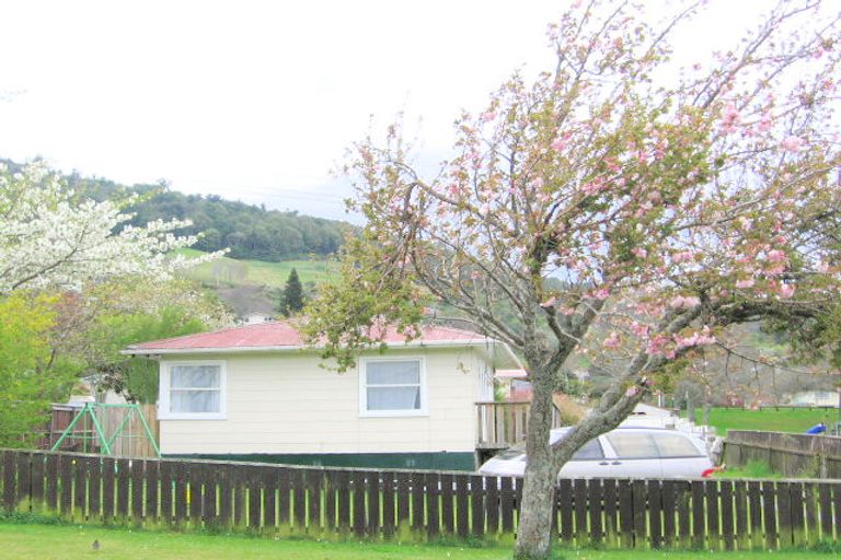 Photo of property in 11 Leslie Avenue, Western Heights, Rotorua, 3015