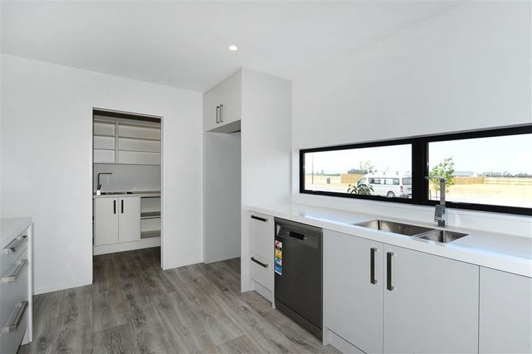 Photo of property in 20 Barewood Grove, West Melton, 7618