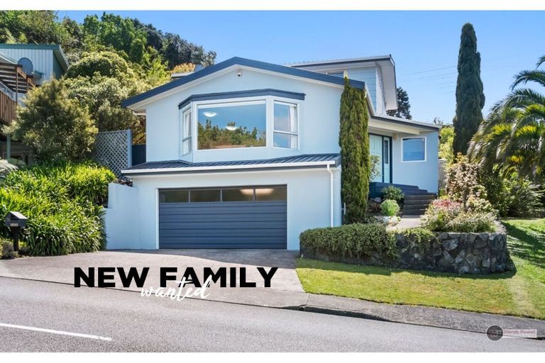 Photo of property in 74 Tirohanga Road, Tirohanga, Lower Hutt, 5010