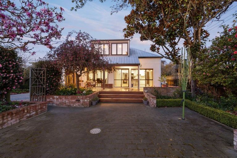 Photo of property in 104 Hunter Terrace, Cashmere, Christchurch, 8022