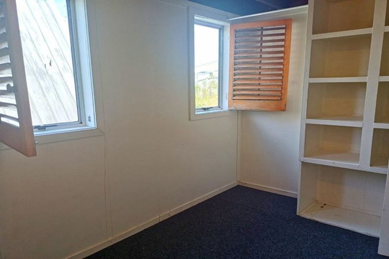 Photo of property in 43 Hibiscus Coast Highway, Silverdale, 0932