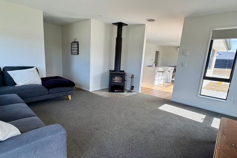 Photo of property in 37 Eric Crozier Road, Darfield, 7571