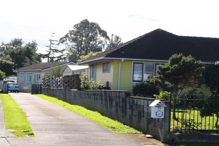 Photo of property in 9 Cheviot Street, Mangere East, Auckland, 2024