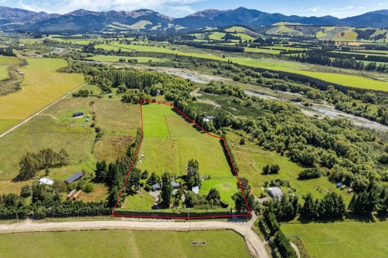 Photo of property in 24 Inglis Road, Okuku, Rangiora, 7473