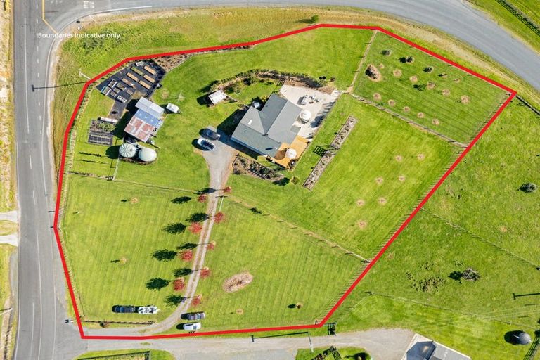 Photo of property in 12 Taumata Road, Pyes Pa, Tauranga, 3173