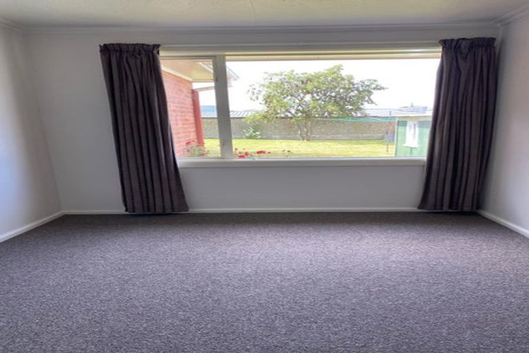 Photo of property in 28 Harlech Street, Oamaru North, Oamaru, 9400