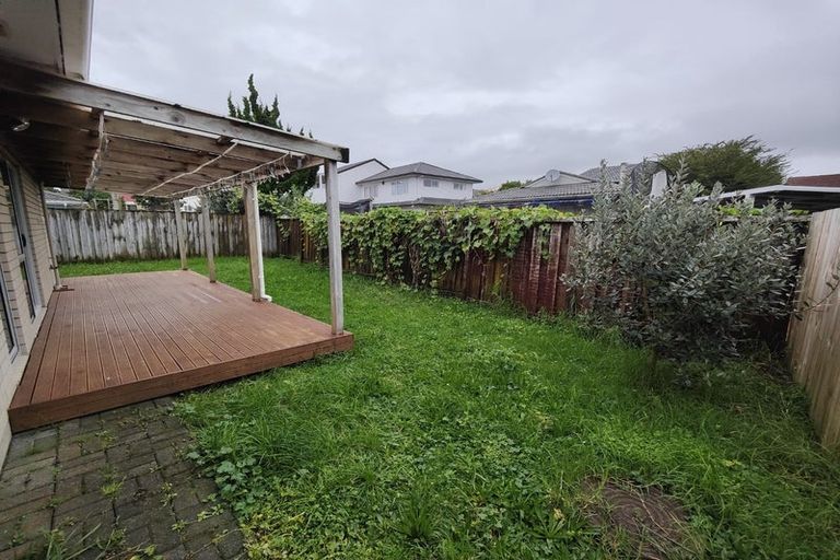 Photo of property in 27 Galsworthy Place, Bucklands Beach, Auckland, 2014