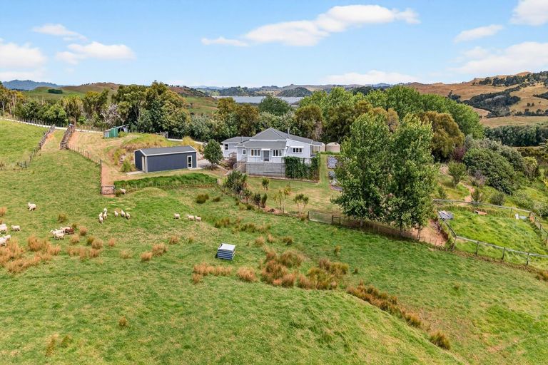 Photo of property in 24a Waterview Crescent, Kaiwaka, 0573