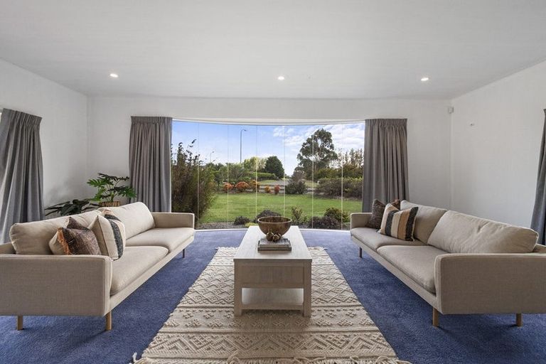 Photo of property in 110 Polson Hill Drive, Aokautere, Palmerston North, 4471