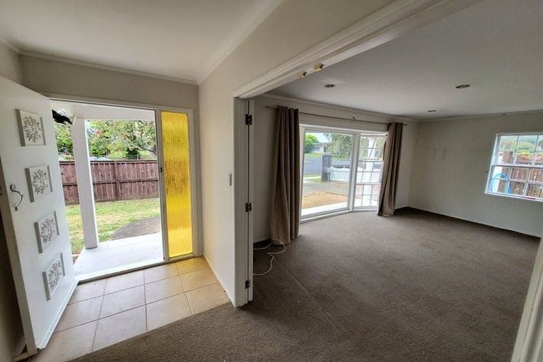 Photo of property in 19 Waimahia Avenue, Weymouth, Auckland, 2103