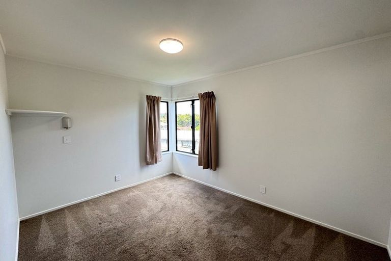 Photo of property in 42 Calluna Crescent, Totara Heights, Auckland, 2105
