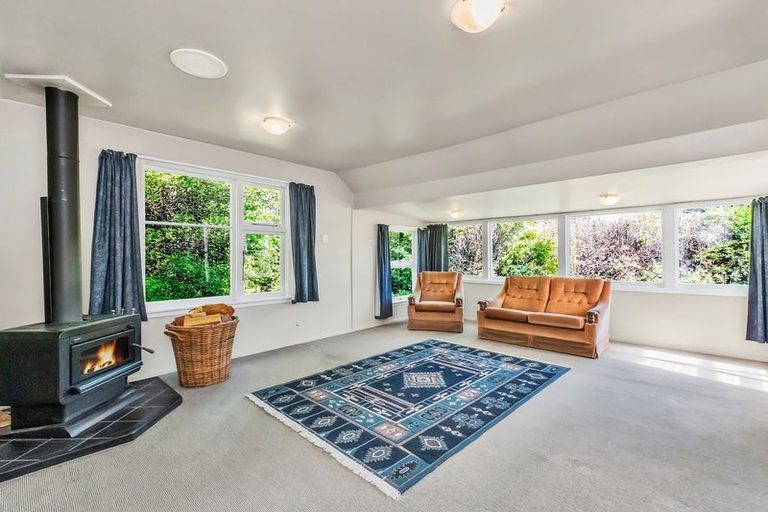 Photo of property in 4-8 Farr Street, Whitecliffs, Coalgate, 7673