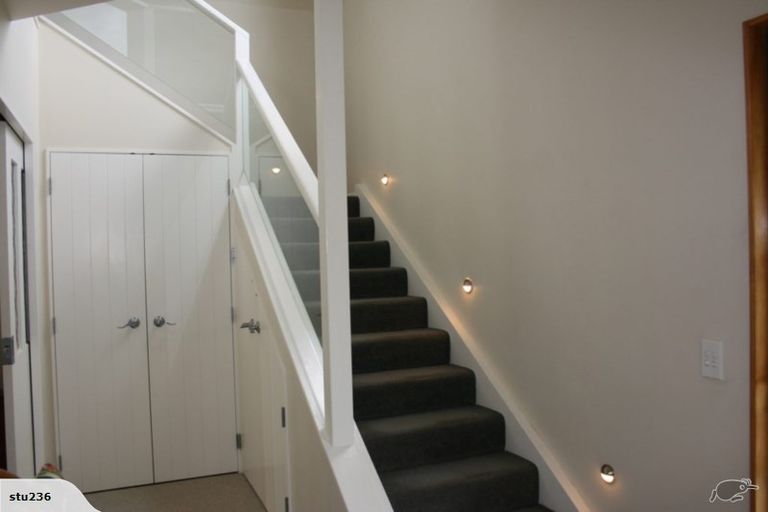 Photo of property in 14 Moore Crescent, Carterton, 5713