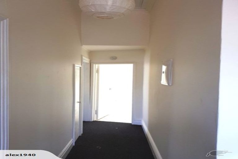 Photo of property in 14 Shoal Bay Road, Devonport, Auckland, 0624