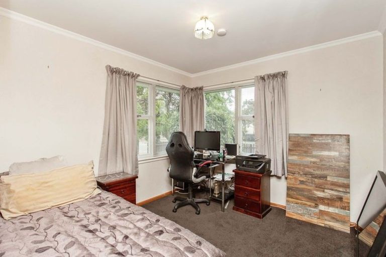 Photo of property in 23 Damien Place, Bromley, Christchurch, 8062