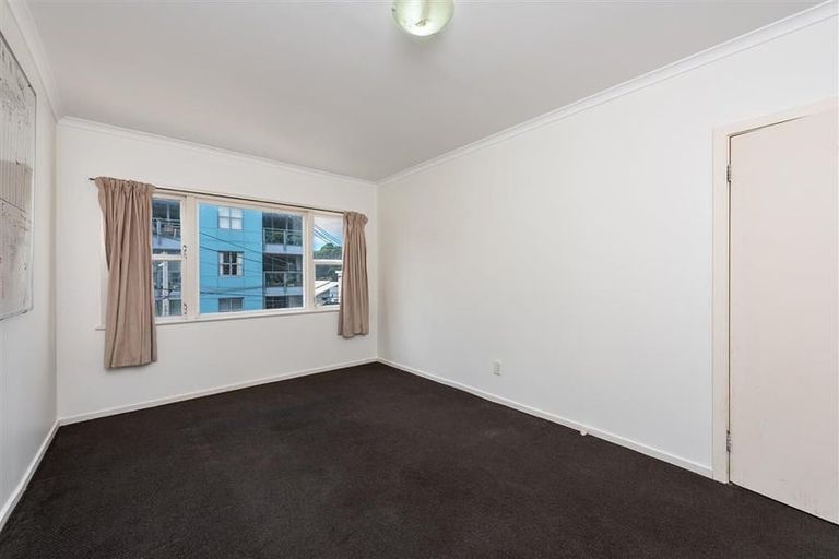 Photo of property in 6 Hanson Street, Mount Cook, Wellington, 6021