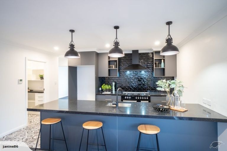 Photo of property in 26 Serenity Crescent, Kelvin Grove, Palmerston North, 4414