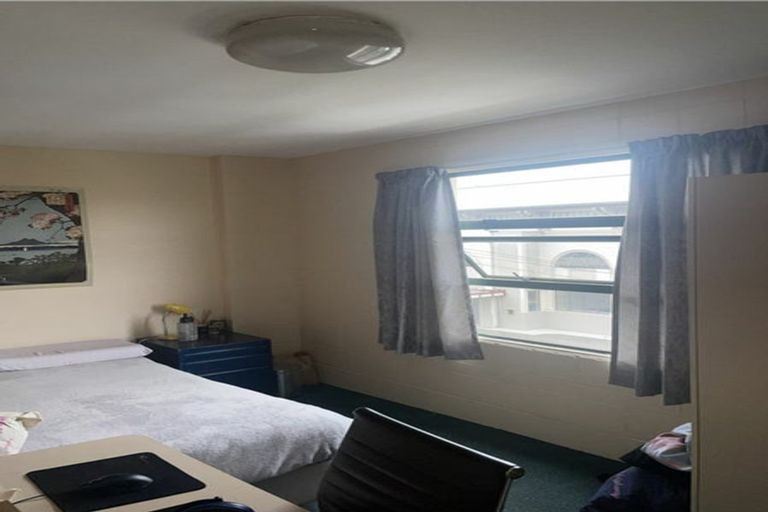 Photo of property in Te Awhina Apartments, 1/22 Sussex Street, Mount Cook, Wellington, 6021