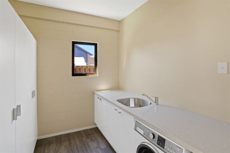 Photo of property in 43 Townshend Crescent, Halswell, Christchurch, 8025