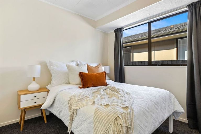 Photo of property in 2/42 Heywood Terrace, Richmond, Christchurch, 8013