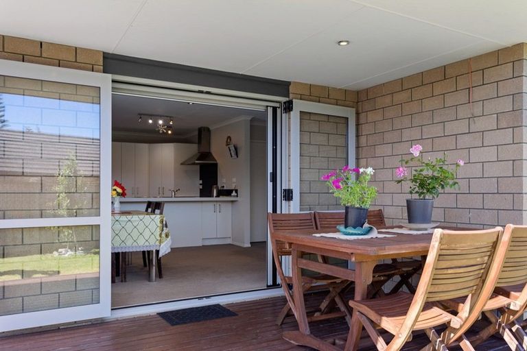 Photo of property in 40 Ocean View Road, Coastlands, Whakatane, 3120