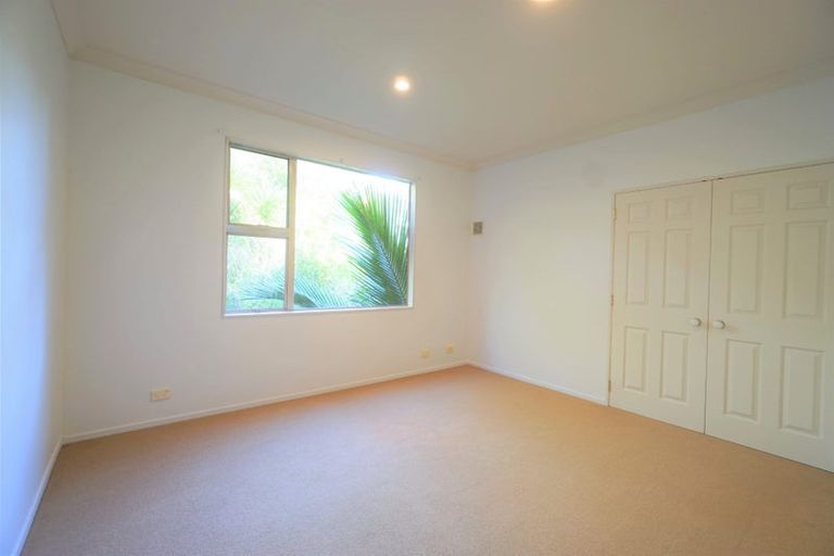 Photo of property in 2/18 Waipa Street, Birkenhead, Auckland, 0626