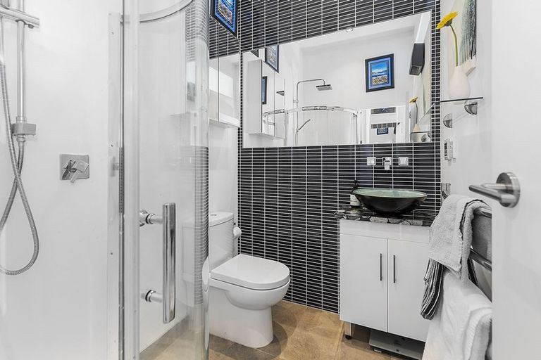 Photo of property in 77 Moana Road, Plimmerton, Porirua, 5026