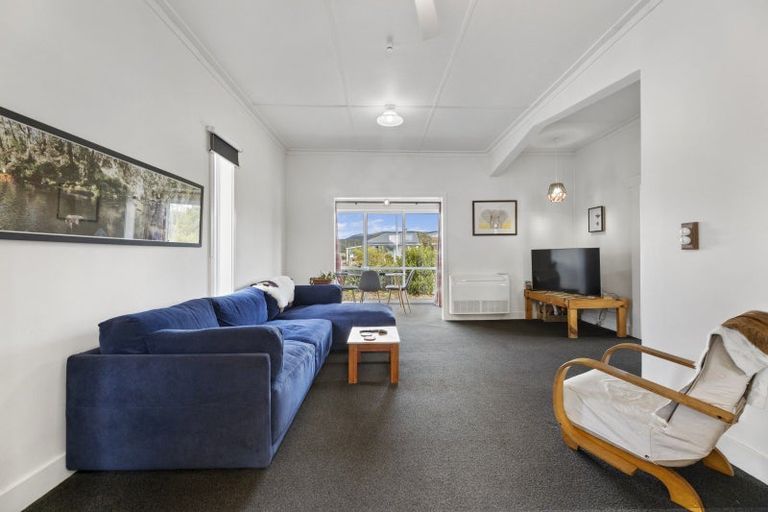 Photo of property in 66 London Street, Hampden, 9410